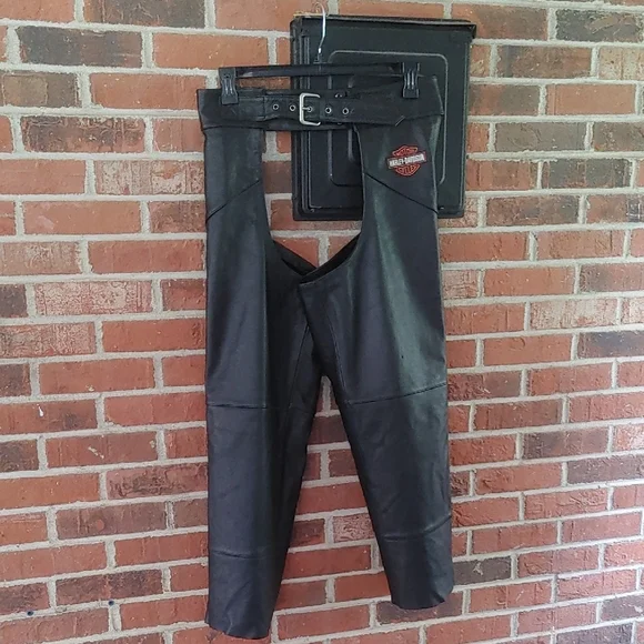 Harley-Davidson Black Leather Stock Riding Chaps - Picture 1 of 10